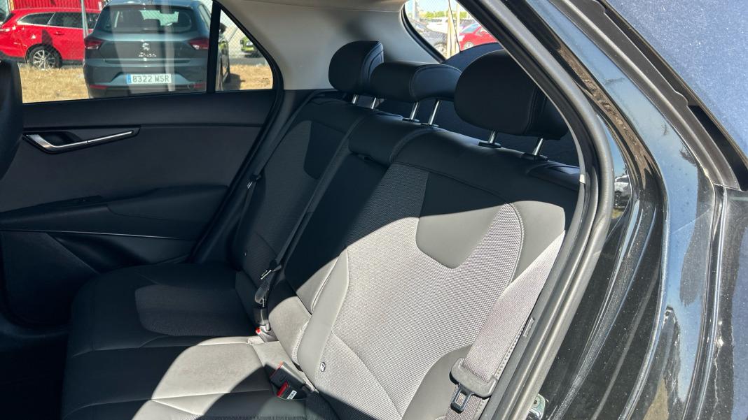 Kia Niro 1.6 GDi HEV 104kW (141CV) Drive