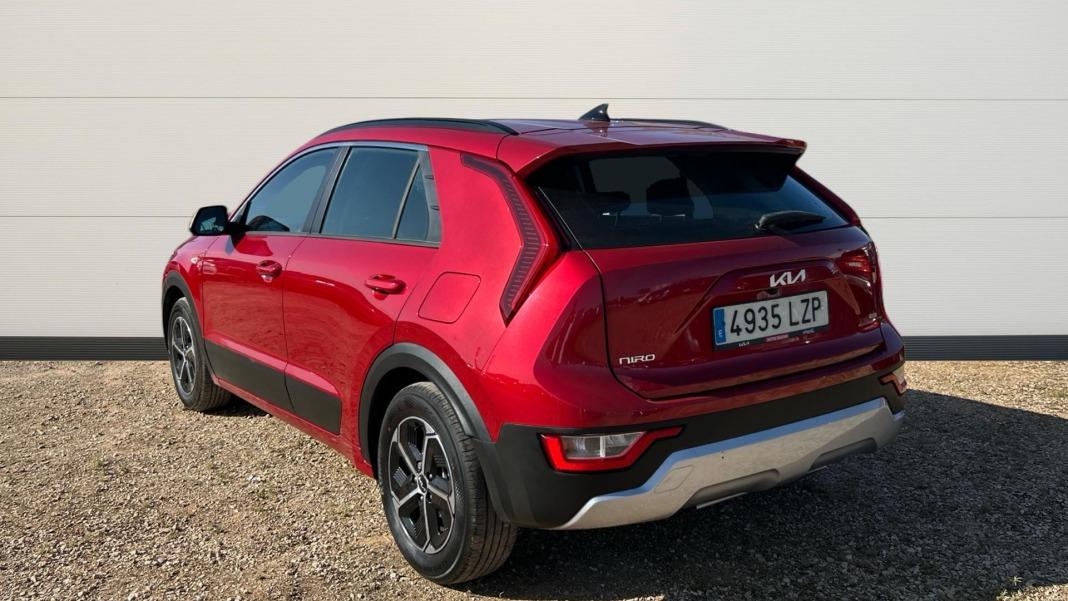 Kia Niro 1.6 GDi HEV 104kW (141CV) Concept