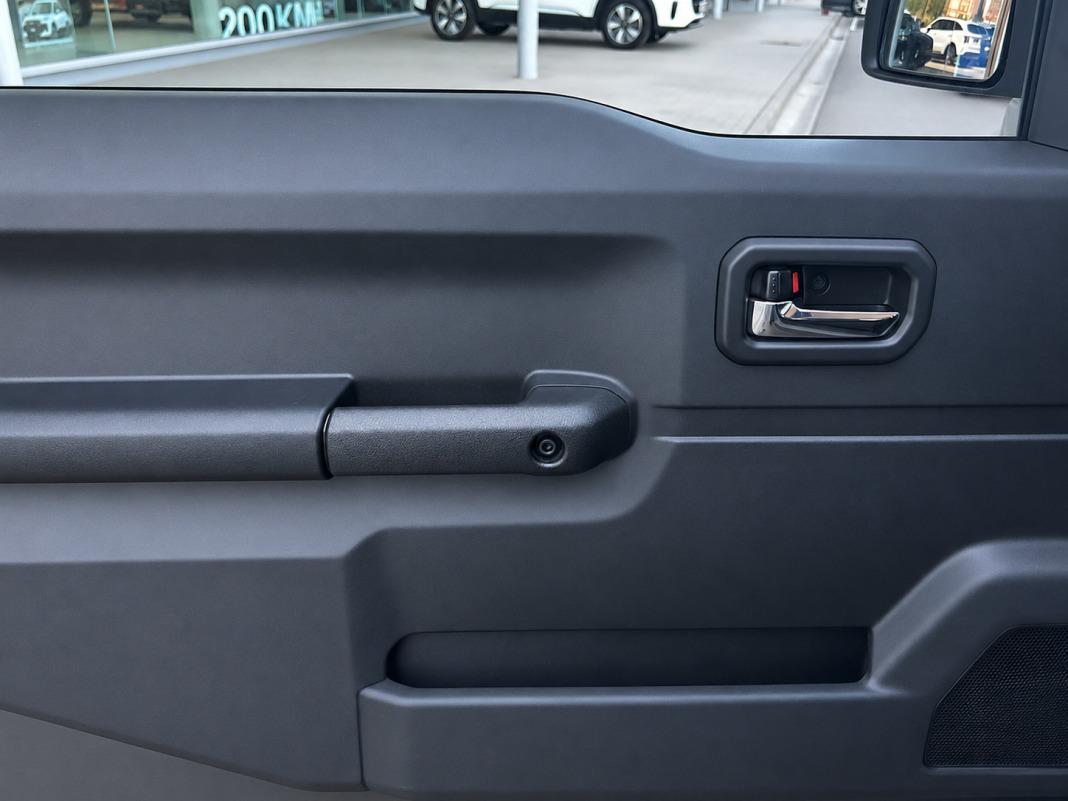 Suzuki Jimny 1.5 MODE 3 5MT