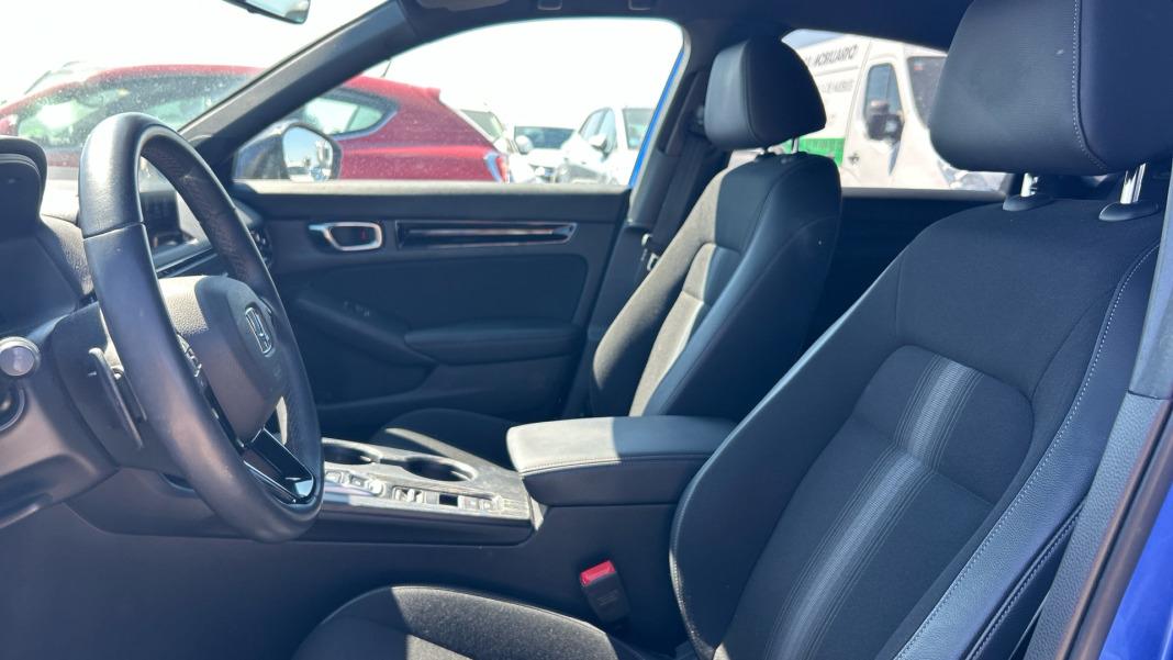 Honda Civic 2.0 i-MMD Sport CVT