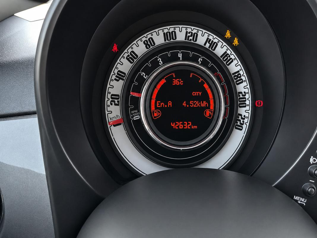 Fiat 500 Cult 1.0 Hybrid 51KW (70 CV)