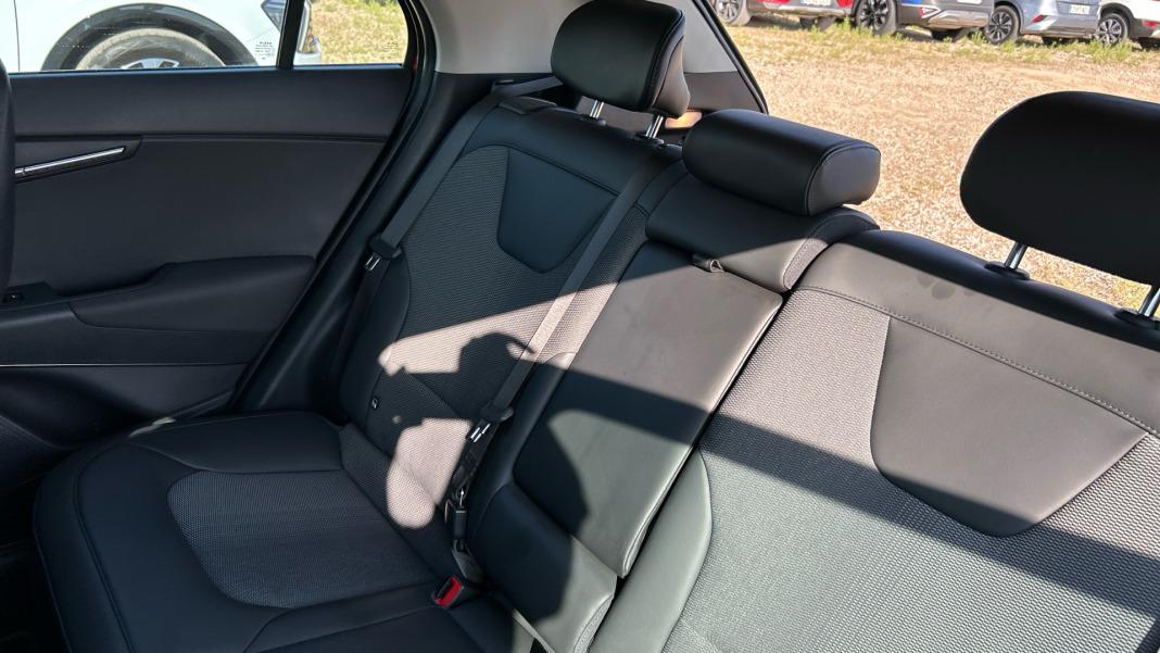 Kia Niro 1.6 GDi HEV 95kW (129CV) Drive