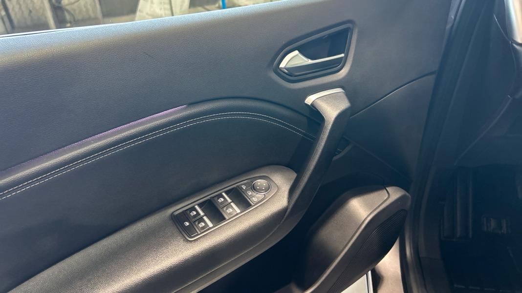 Renault Captur techno TCe 67kW (90CV)