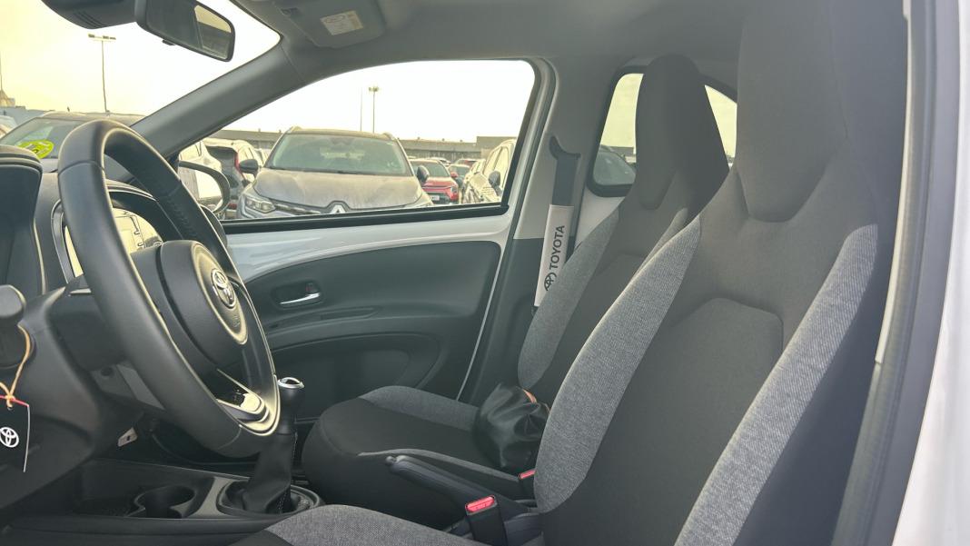 Toyota Aygo X Cross 1.0 VVT-I 72CV Play