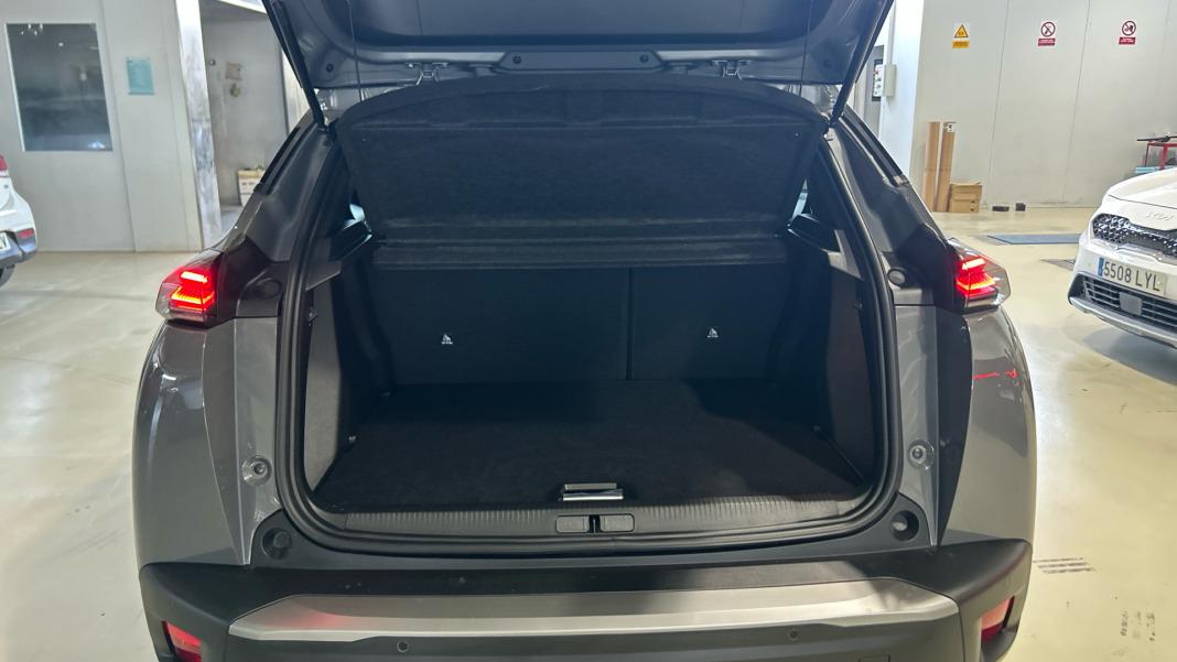 Peugeot 2008 Allure Turbo 100 SS 6 Vel MAN