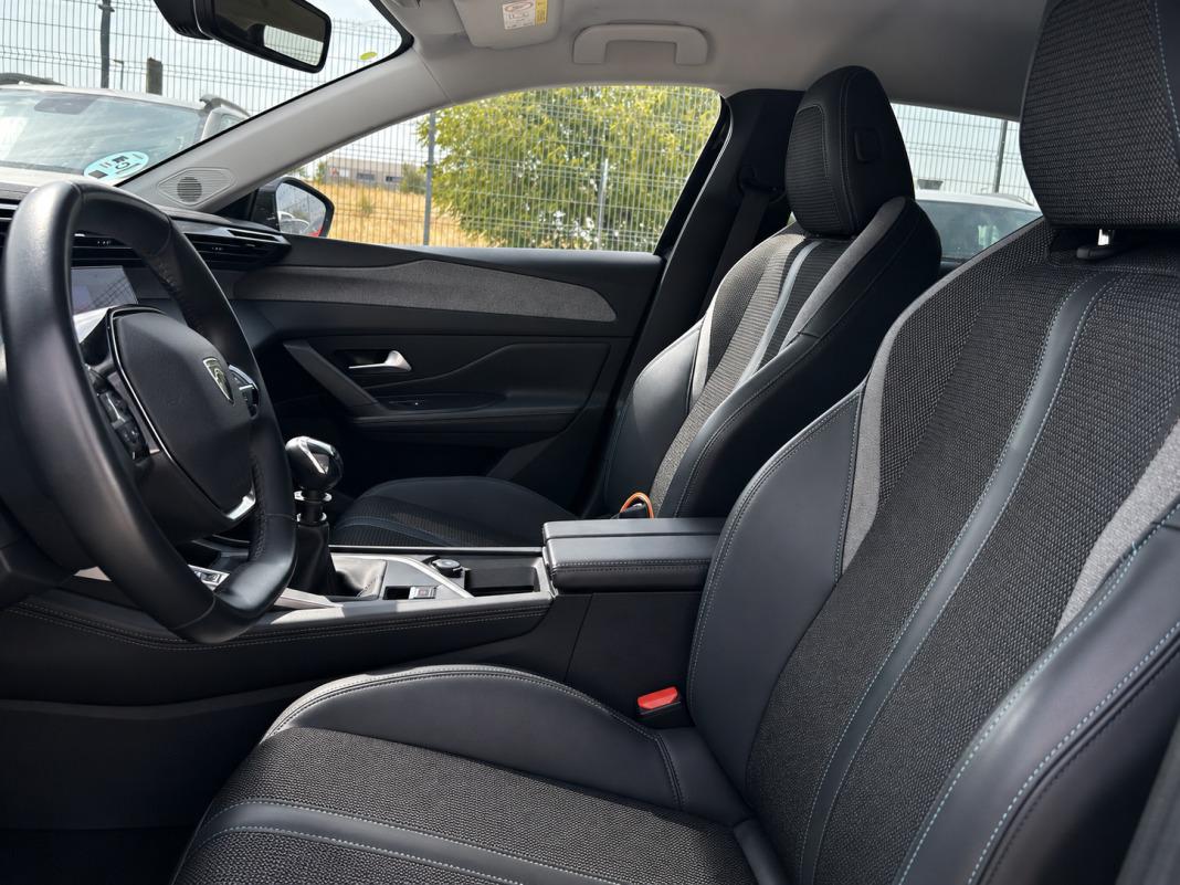 Peugeot 308 5P Allure PureTech 130 SS MAN