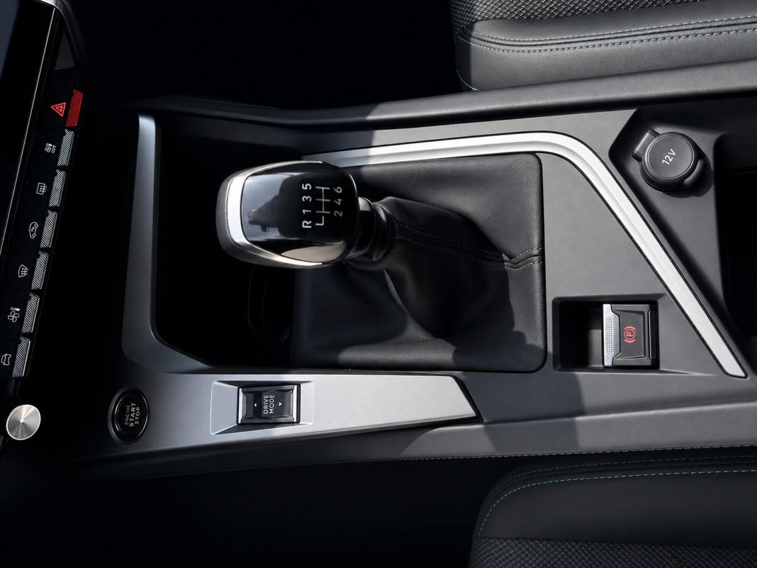 Peugeot 308 5P Allure PureTech 130 SS MAN