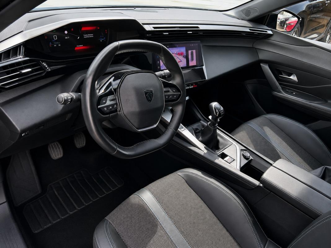 Peugeot 308 5P Allure PureTech 130 SS MAN