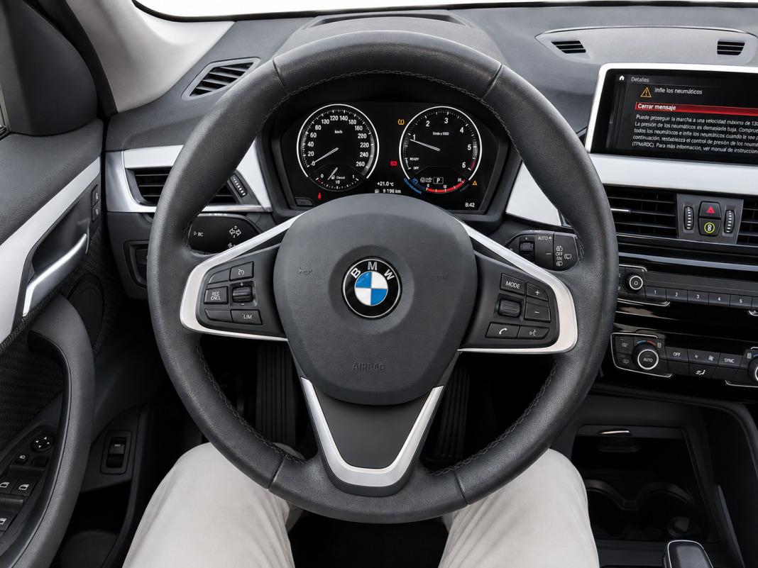 BMW X1 sDrive18dA Corporate