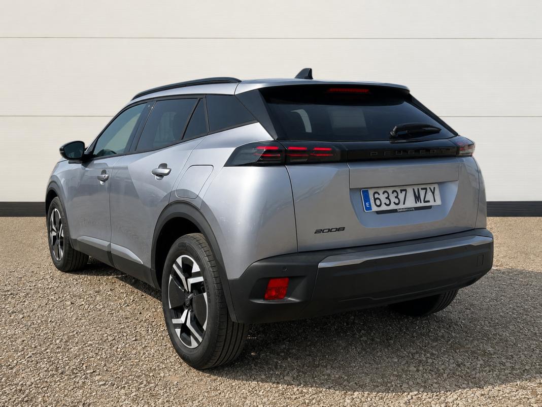 Peugeot 2008 Allure Gasolina 100 SS 6 Vel. MAN