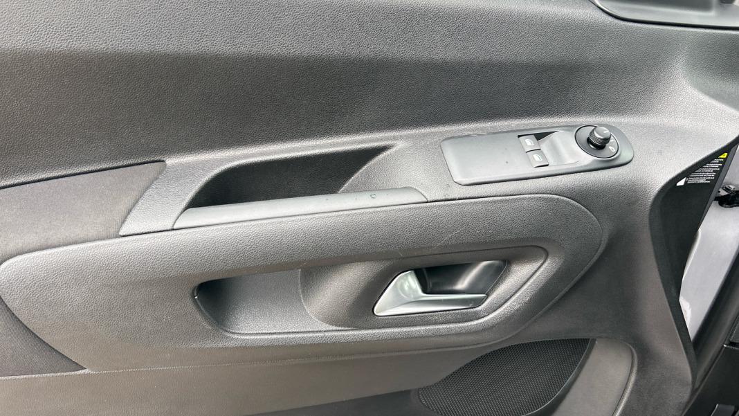 Citroën Berlingo Talla M BlueHDi 100 SS PLUS