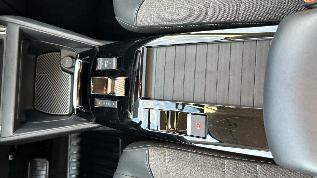 Citroën C4 PureTech 130 SS EAT8 Feel Pack