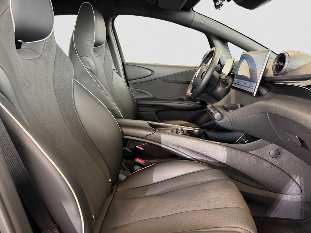 BYD Dolphin Comfort