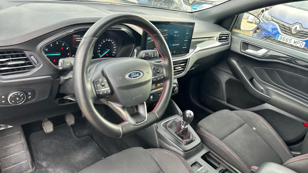 Ford Focus 1.0 Ecoboost MHEV 114kW ST-Line