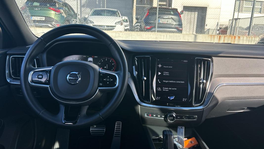 Volvo S60 B4(G) FWD R-Designaut