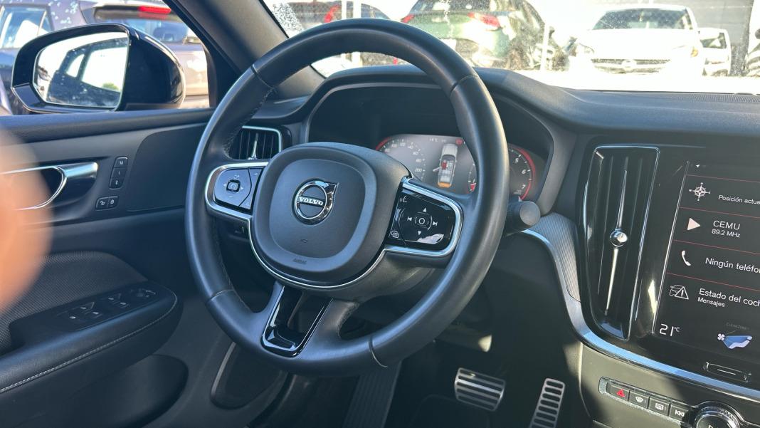 Volvo S60 B4(G) FWD R-Designaut