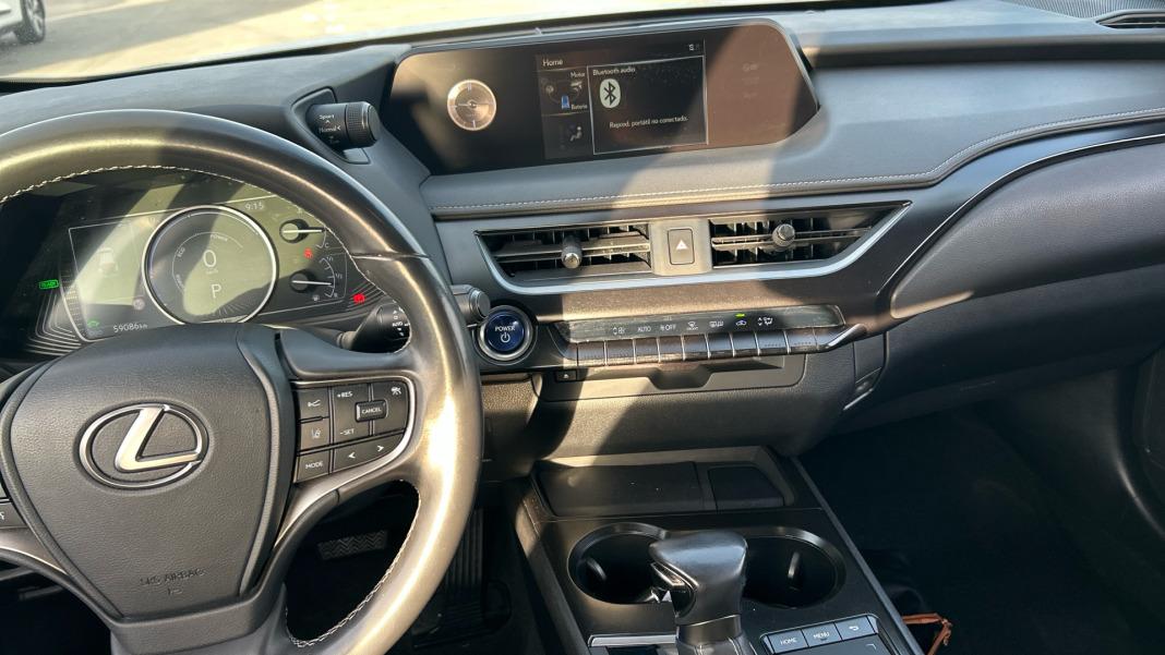 Lexus Ux 2.0 250h Business