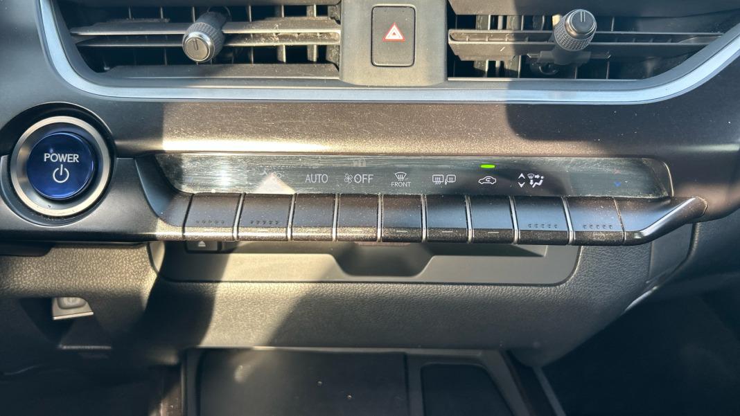 Lexus Ux 2.0 250h Business
