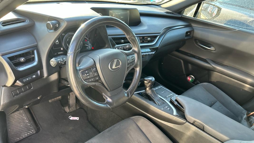 Lexus Ux 2.0 250h Business
