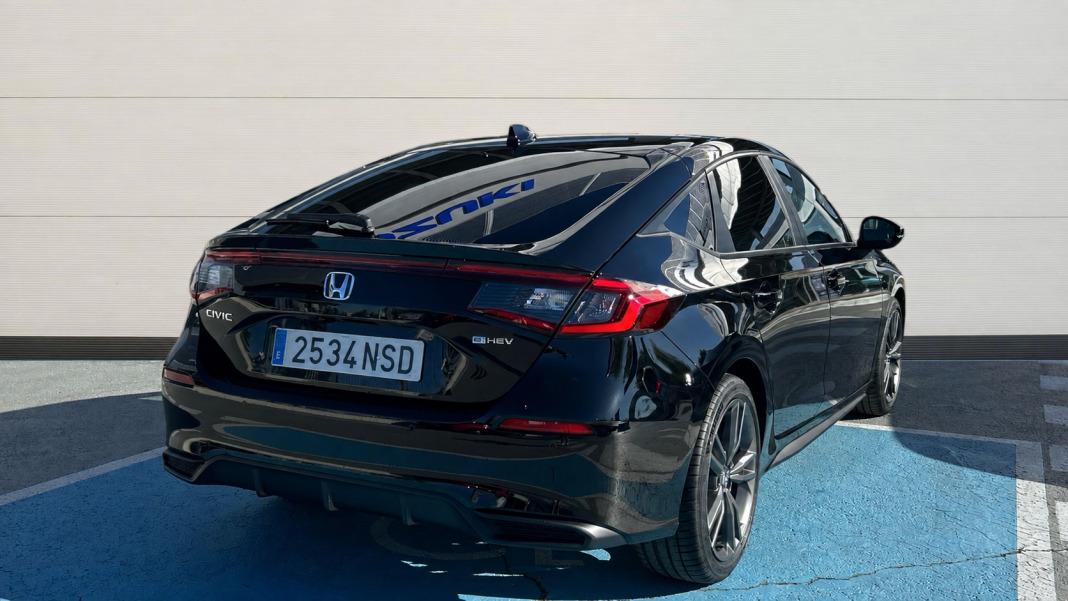 Honda Civic 2.0 i-MMD Sport CVT