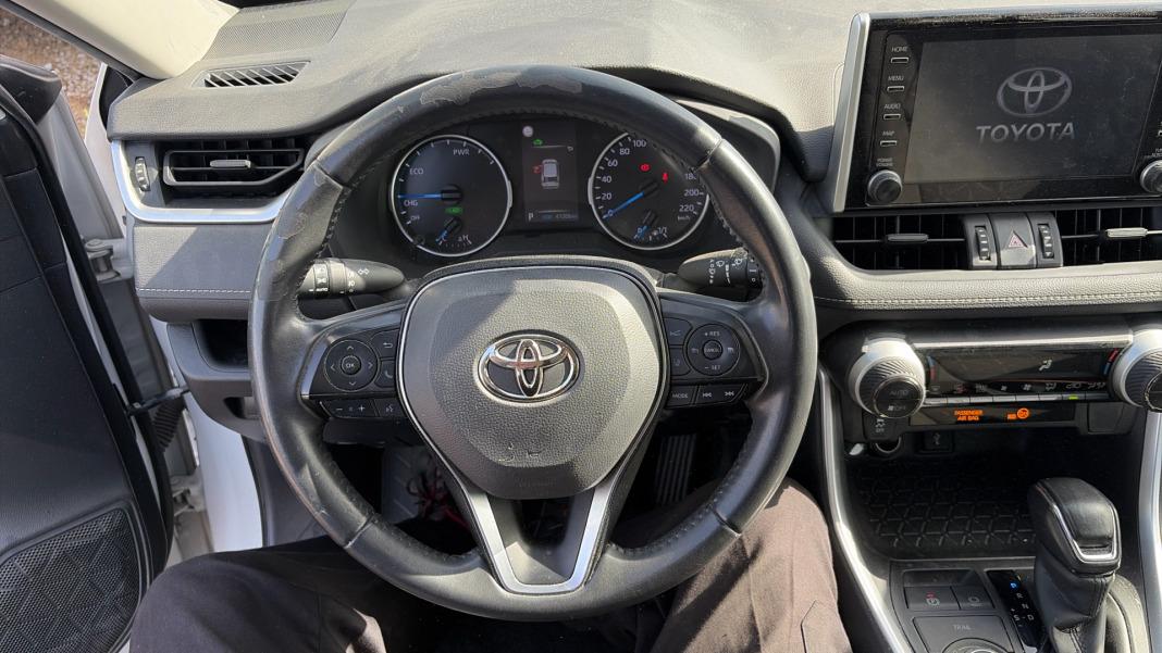 Toyota Rav4 2.5l 220H Business 4WD