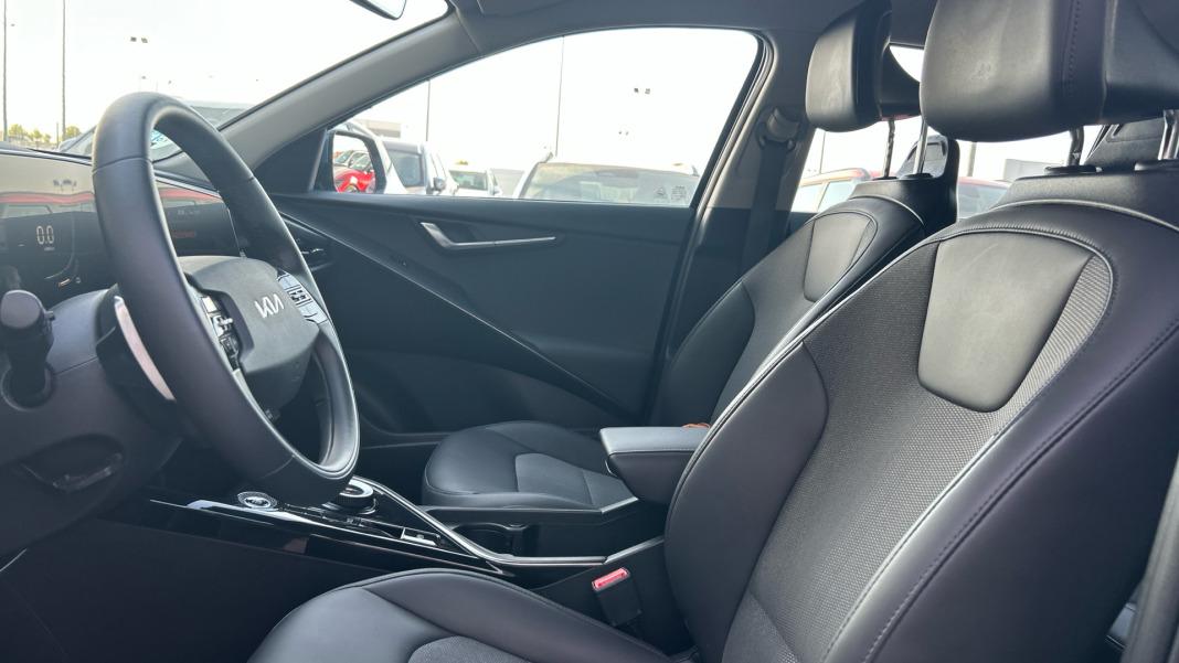 Kia Niro 1.6 GDi HEV 104kW (141CV) Drive