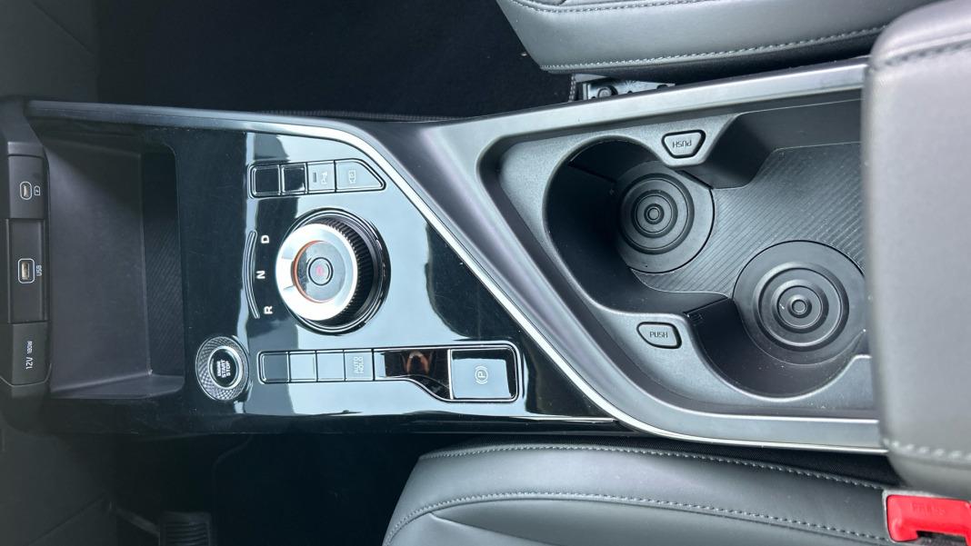 Kia Niro 1.6 GDi HEV 104kW (141CV) Drive