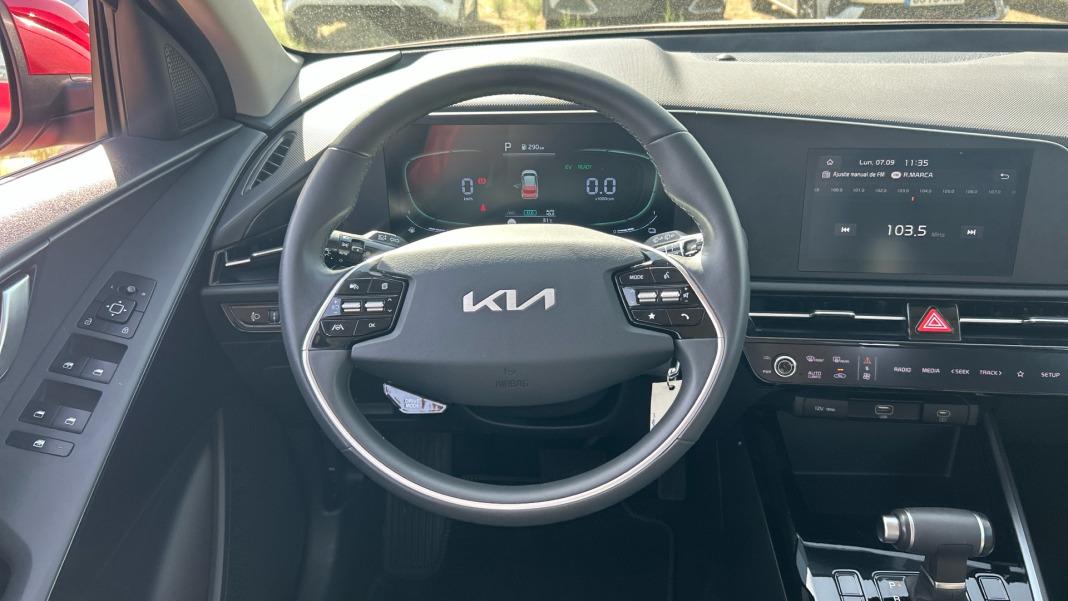 Kia Niro 1.6 GDi HEV 104kW (141CV) Concept
