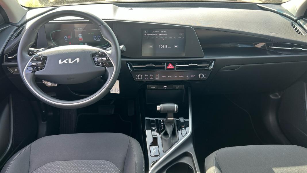 Kia Niro 1.6 GDi HEV 104kW (141CV) Concept