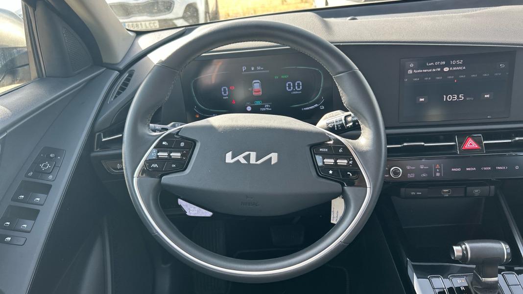 Kia Niro 1.6 GDi HEV 104kW (141CV) Concept