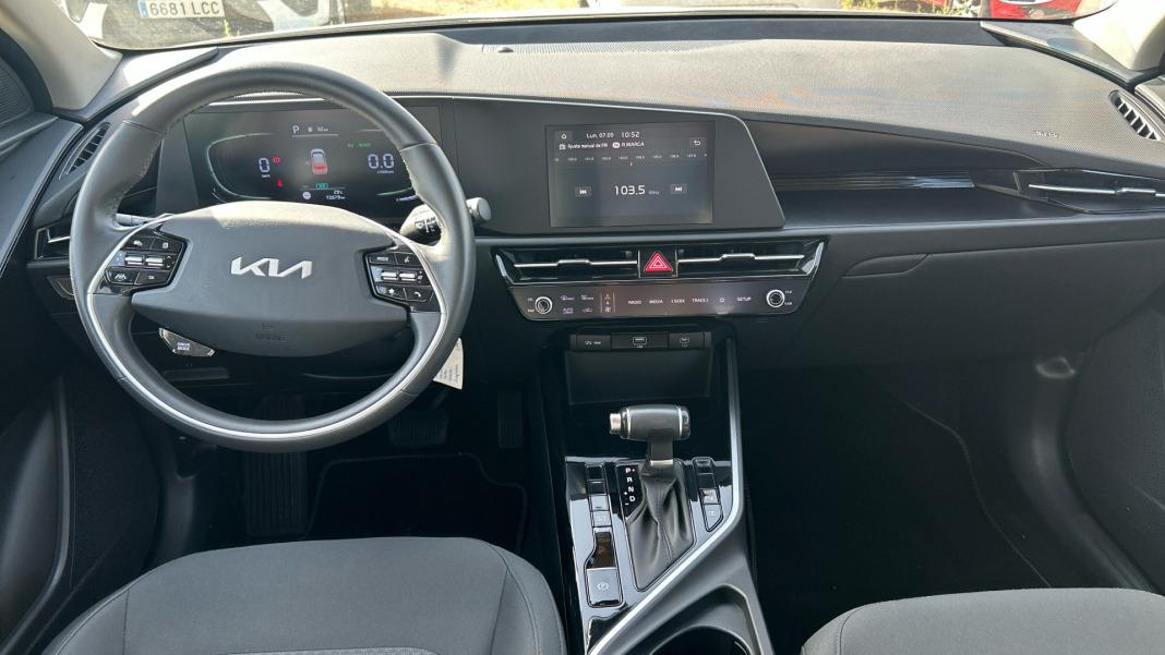 Kia Niro 1.6 GDi HEV 104kW (141CV) Concept