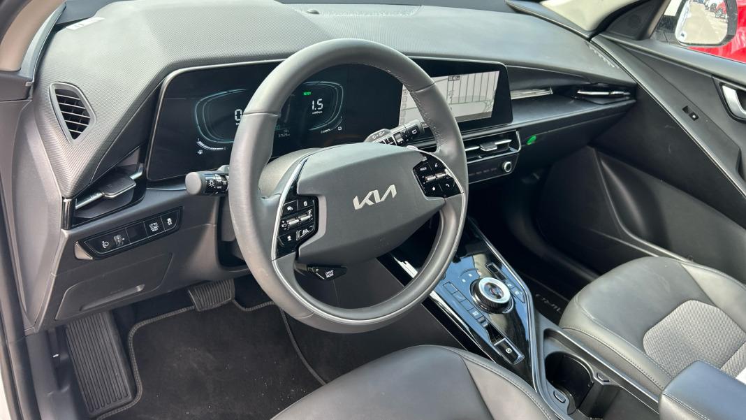 Kia Niro 1.6 GDi HEV 95kW (129CV) Drive