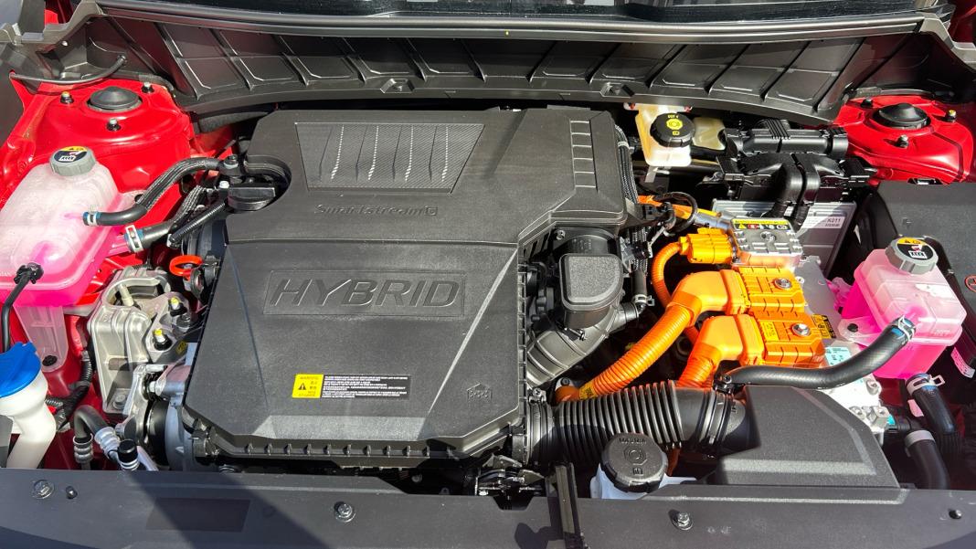 Kia Niro 1.6 GDi HEV 95kW (129CV) Drive