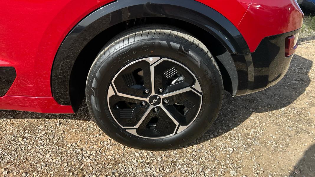 Kia Niro 1.6 GDi HEV 95kW (129CV) Drive