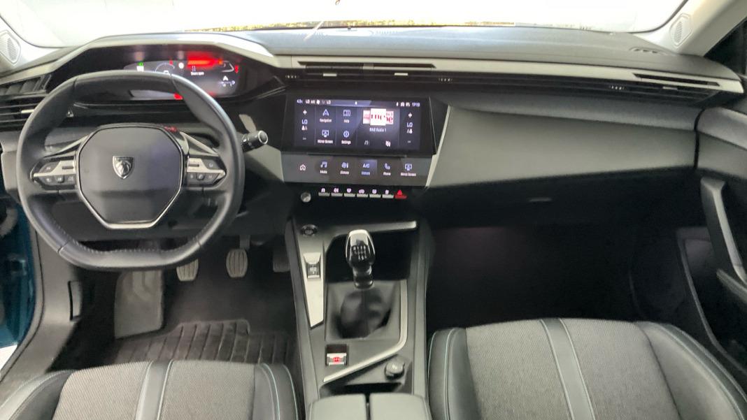 Peugeot 308 5P Allure PureTech 130 SS MAN