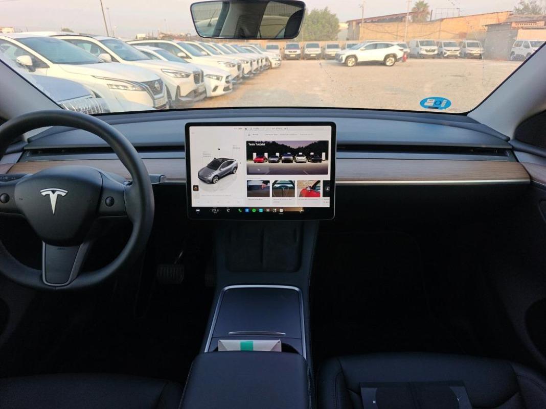 Tesla Model Y Gran Autonomía 4WD