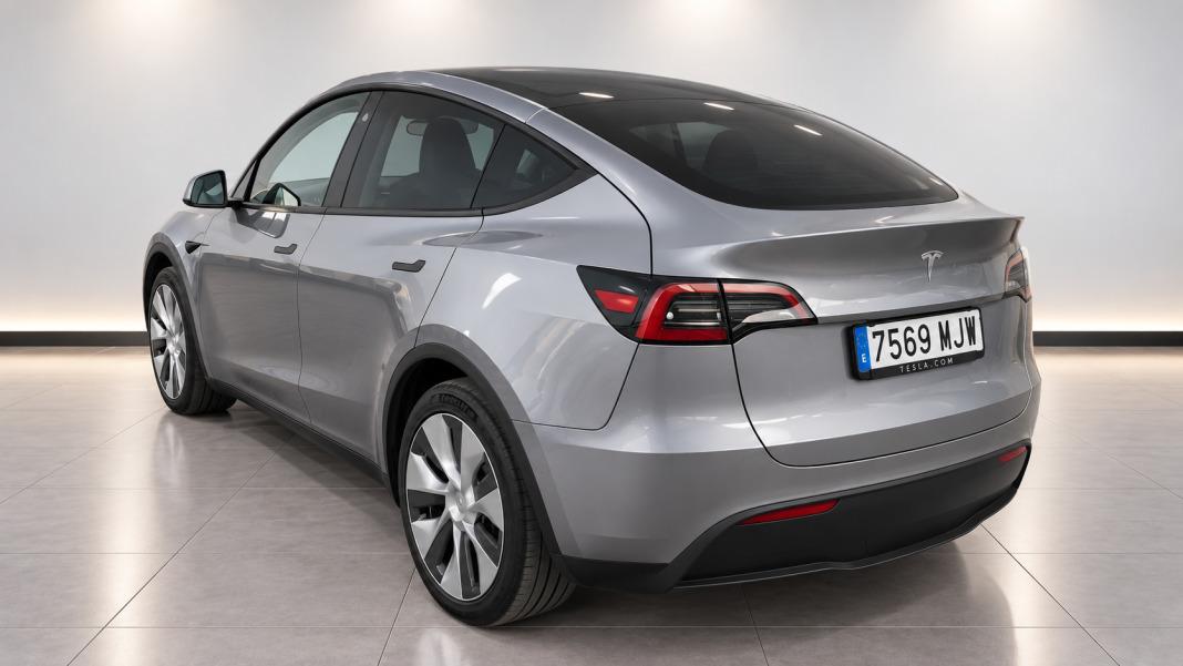 Tesla Model Y Gran Autonomía 4WD
