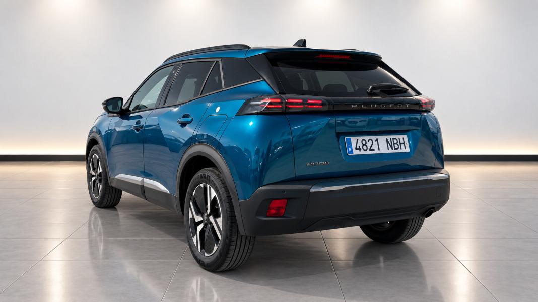 Peugeot 2008 Allure Gasolina 100 SS 6 Vel. MAN