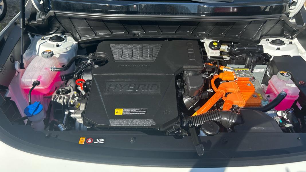Kia Niro 1.6 GDi HEV 95kW (129CV) Drive