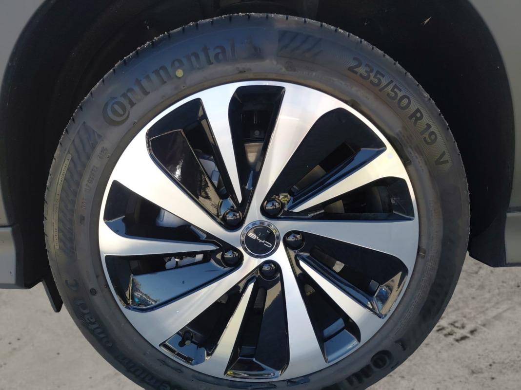 BYD Seal U 87 kWh Design