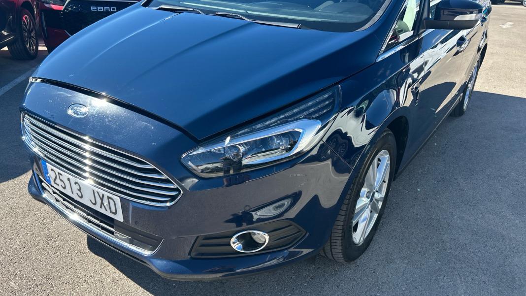 Ford S-max 2.0 TDCi 110kW Titanium PowerShift