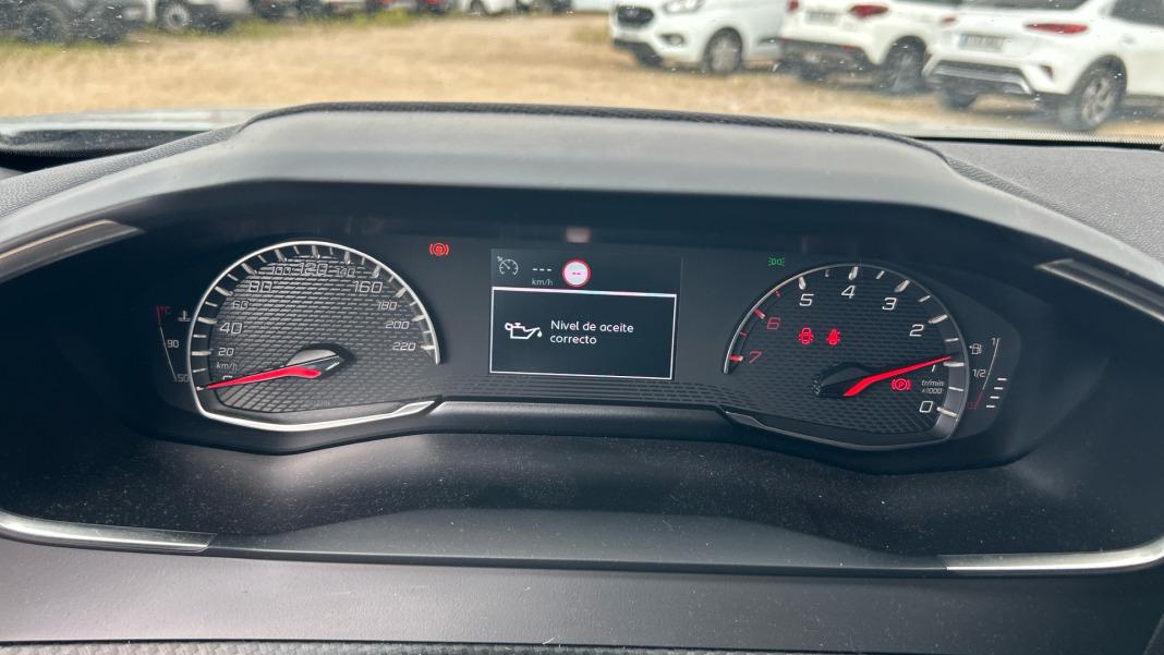 Peugeot 2008 Style Gasolina 100 SS 6 Vel. MAN