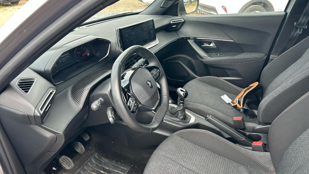 Peugeot 2008 Style Gasolina 100 SS 6 Vel. MAN