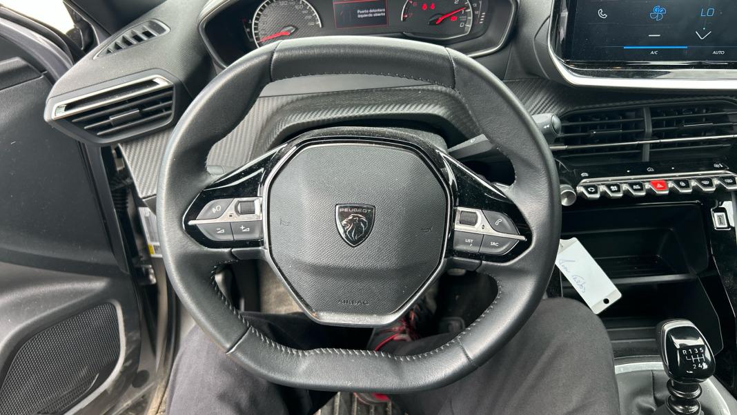 Peugeot 2008 Style Gasolina 100 SS 6 Vel. MAN