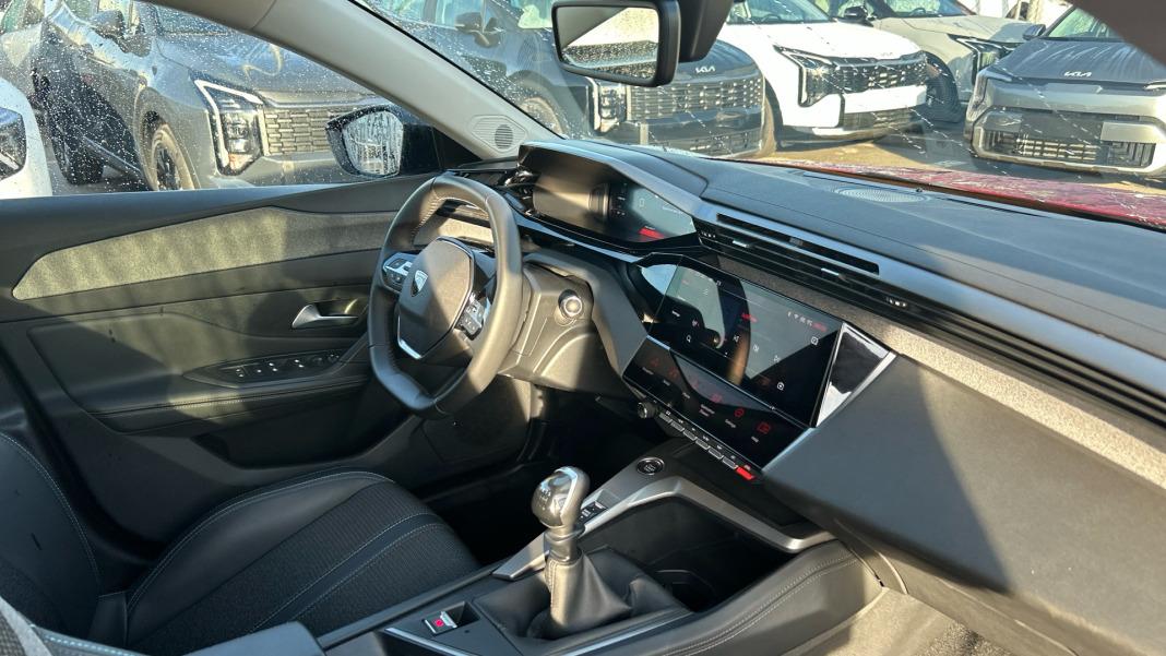 Peugeot 308 5P Allure Gasolina 130 SS MAN