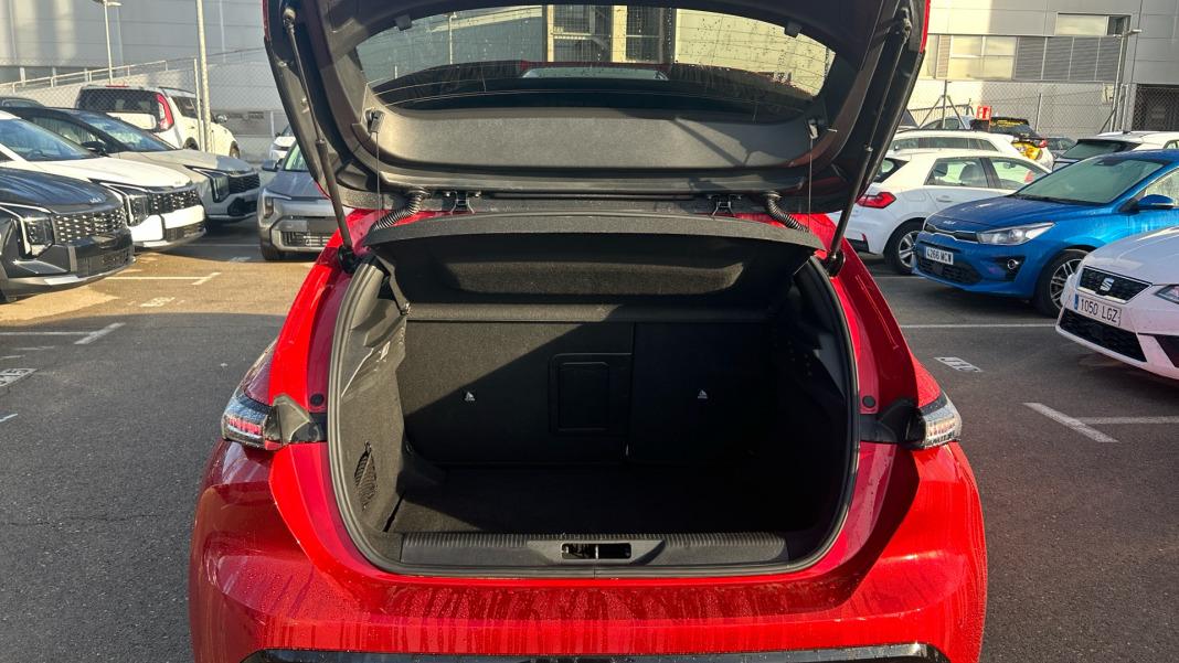 Peugeot 308 5P Allure Gasolina 130 SS MAN