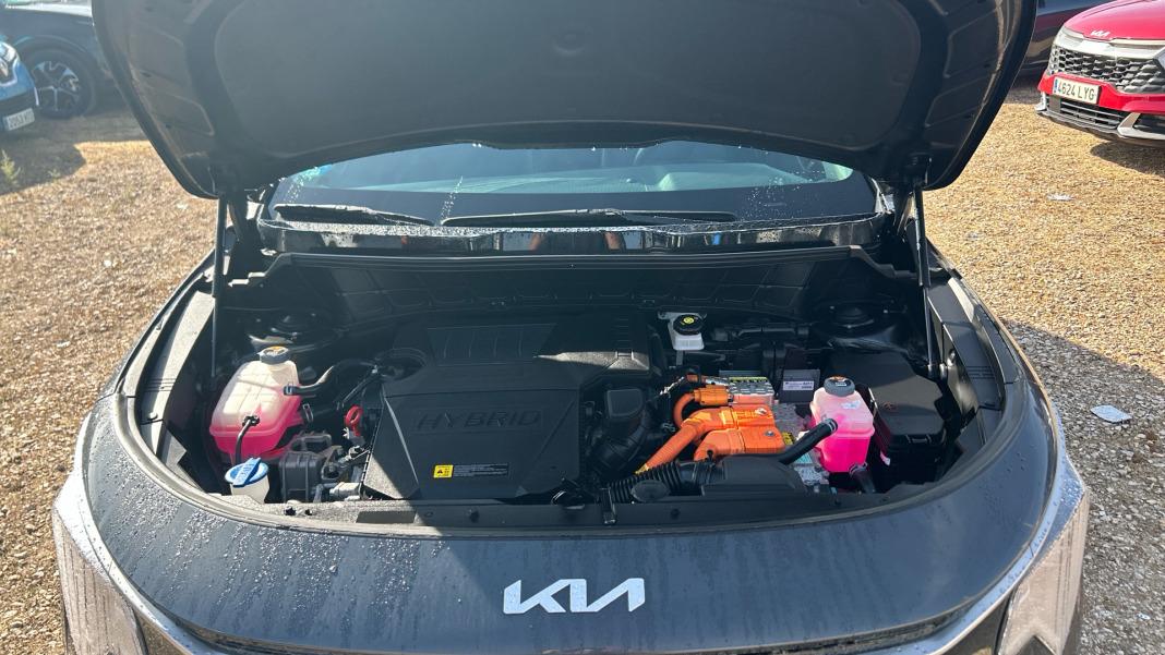 Kia Niro 1.6 GDi HEV 95kW (129CV) Drive