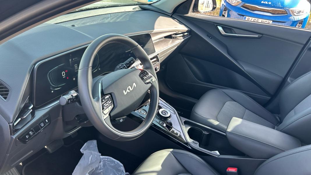 Kia Niro 1.6 GDi HEV 95kW (129CV) Drive