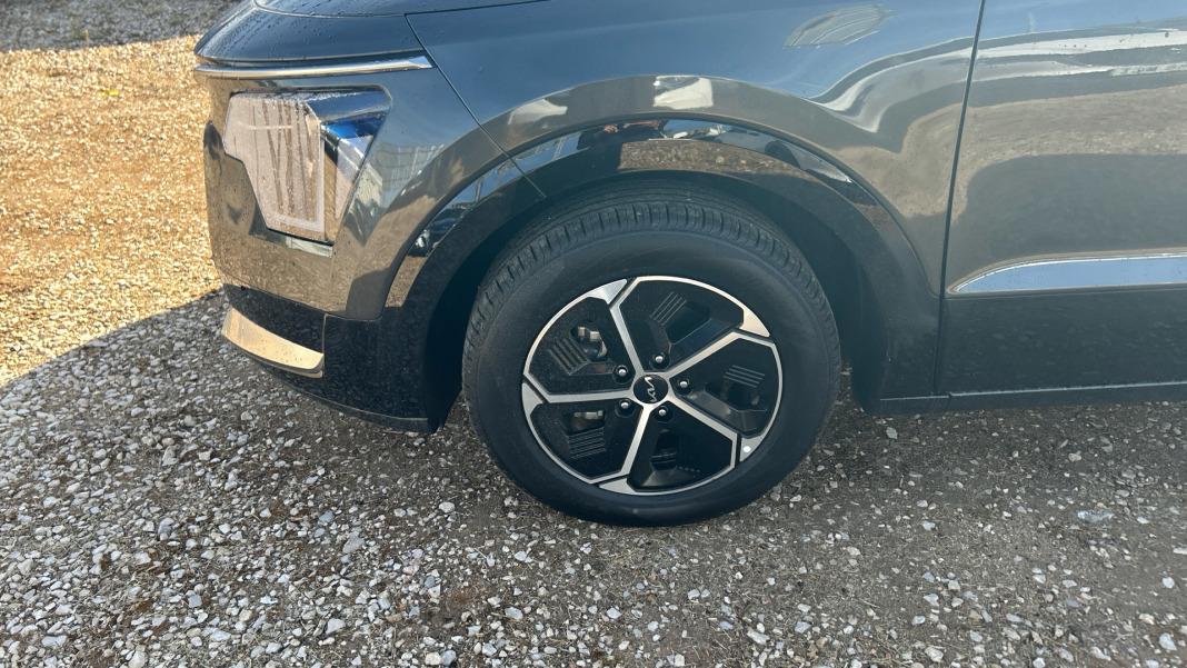 Kia Niro 1.6 GDi HEV 95kW (129CV) Drive