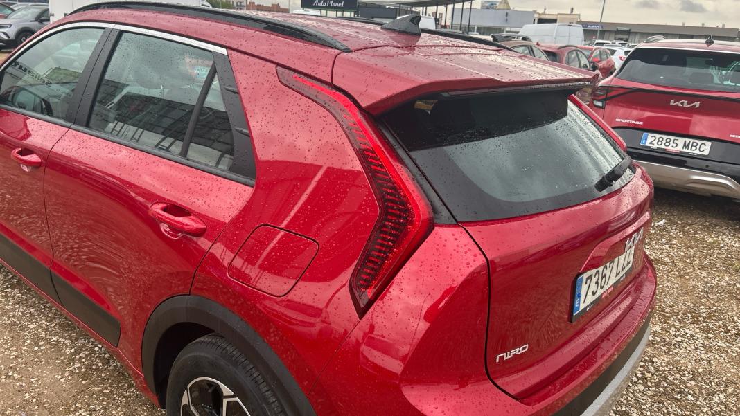 Kia Niro 1.6 GDi HEV 104kW (141CV) Concept